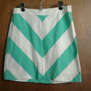 New G.H.Bass & Co. Green White Chevron Skirt 4